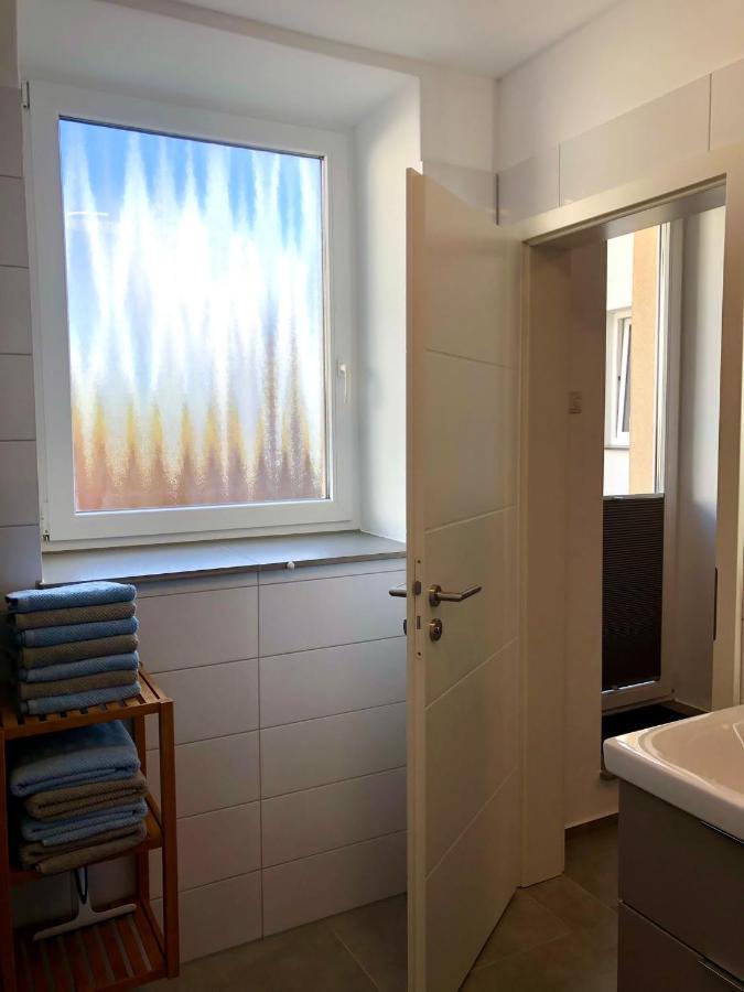 Erdgeschoss-Appartement Mit Seeterasse Ahrensbok ภายนอก รูปภาพ