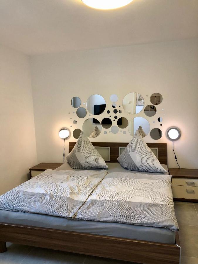Erdgeschoss-Appartement Mit Seeterasse Ahrensbok ภายนอก รูปภาพ